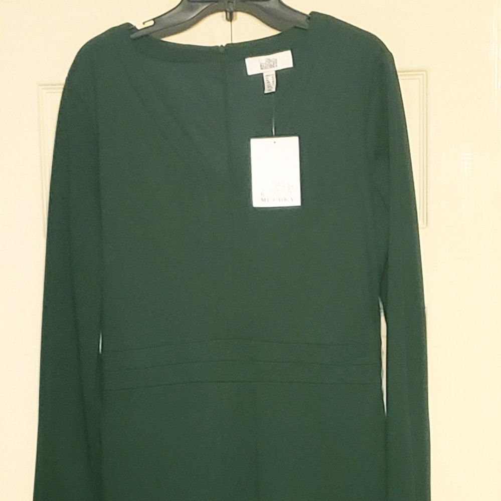 Ladies Long-sleeved V-neck Forest Green Dress.